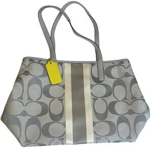NWOT Coach Signature Stripe Tote Shoulder Bag – Gray Jacquard with Leather Trim
